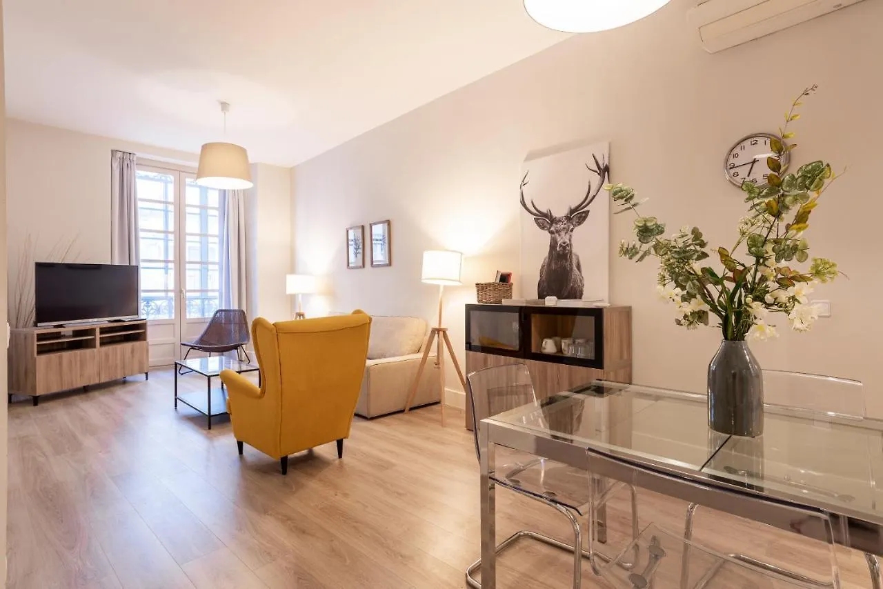 Urbe10 Angel Suites 2 Bedrooms Apartment 2A Málaga